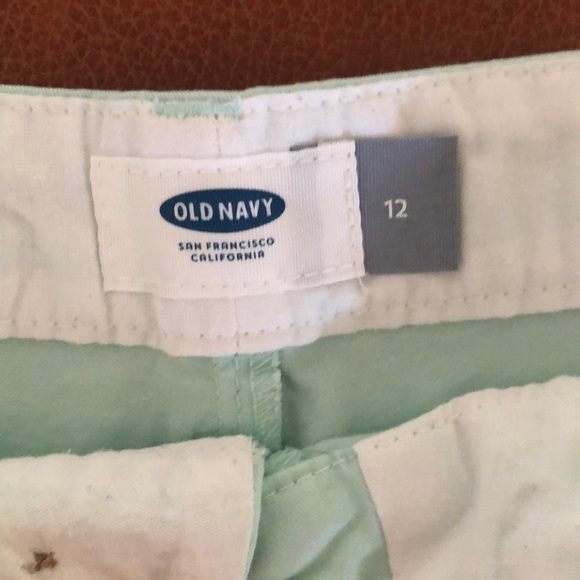 Old navy - Picture 2 of 2